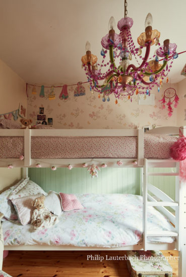 Kids bedroom bunk bed chandelier